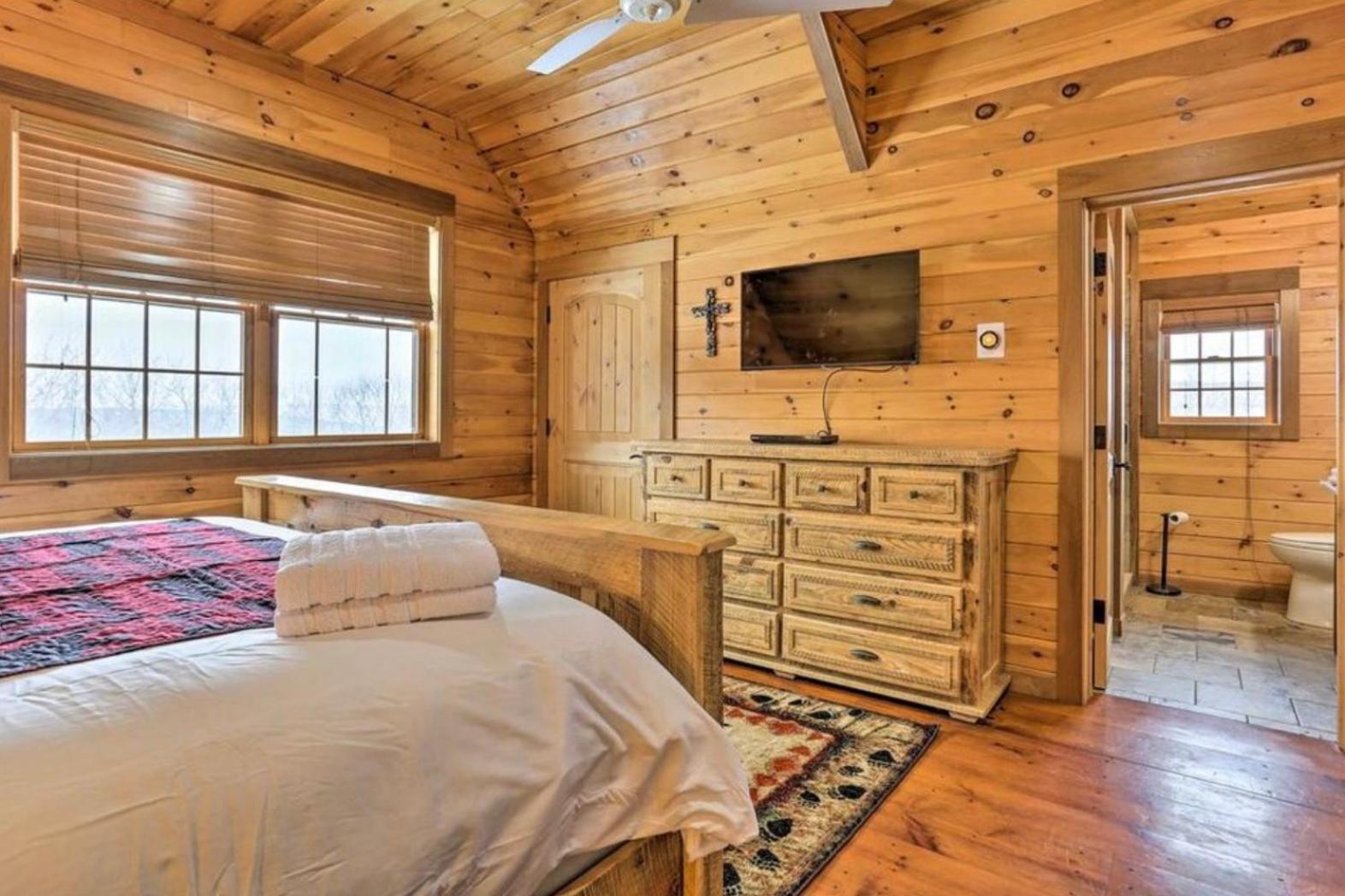 Lakeside Breeze Holiday home Nay Aug