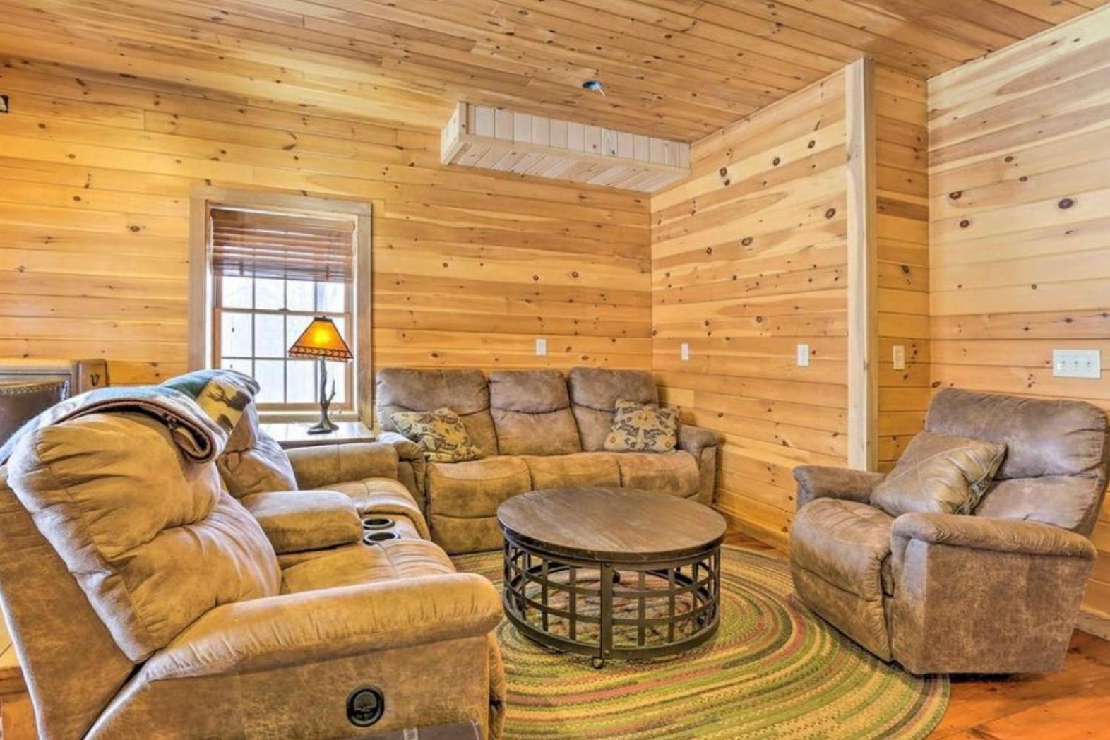 Holiday home Lakeside Breeze Nay Aug